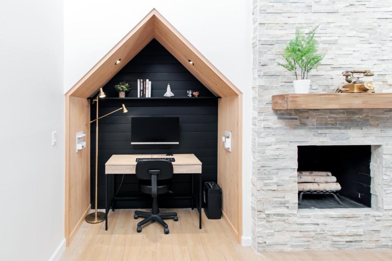 Open Airy Custom Designed Home - 2Kings - Sleeps 14 Хьюстон Экстерьер фото