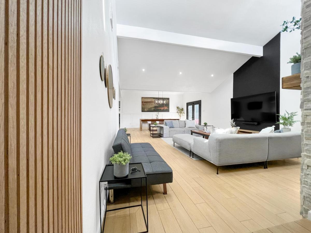 Open Airy Custom Designed Home - 2Kings - Sleeps 14 Хьюстон Экстерьер фото